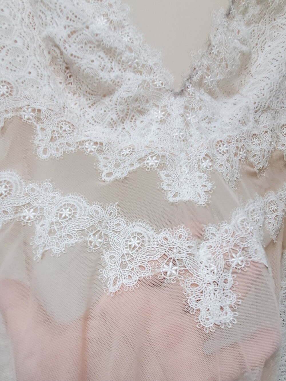 Victoria's Secret Romantic Boho Lace Sheer Bodysuit Bell Sleeves Size XS - Picture 8 of 11